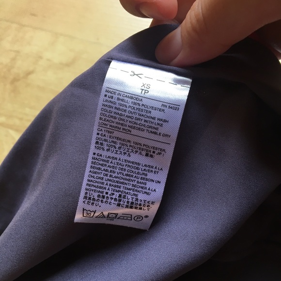 Banana Republic Purple Floral Top - Picture 4 of 5